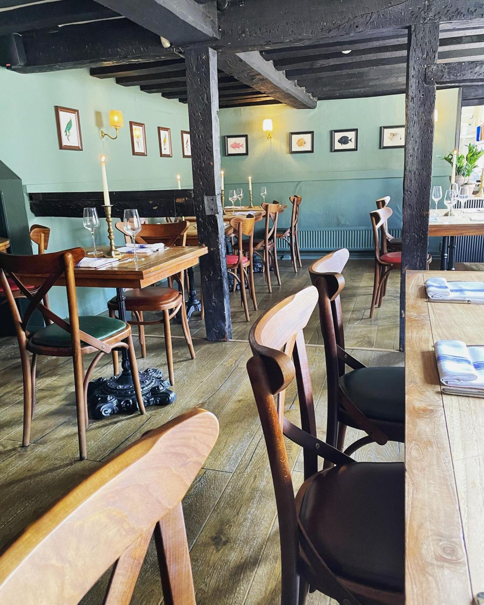 The Plume Of Feathers Farnham  Exterior photo